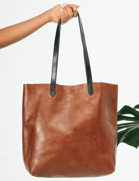 Hana Tote bag